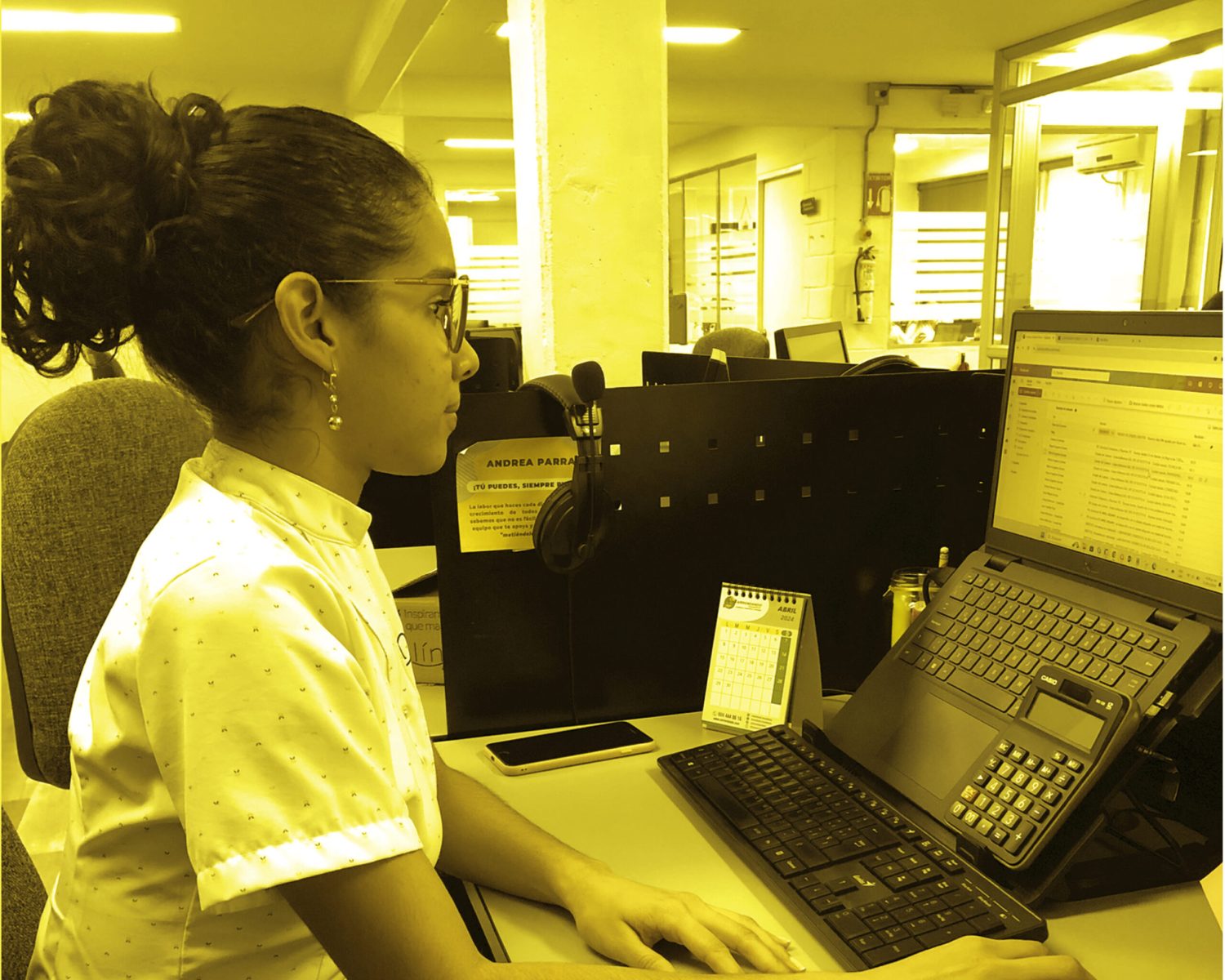 Plantilla Vacantes_Mesa de trabajo 1 copia 12